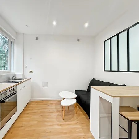 Renovated Near Metro, Shops Ans Train Station شقة باريس